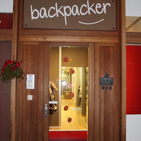Backpacker Le Petit Baroudeur Hostel Champery Exterior photo