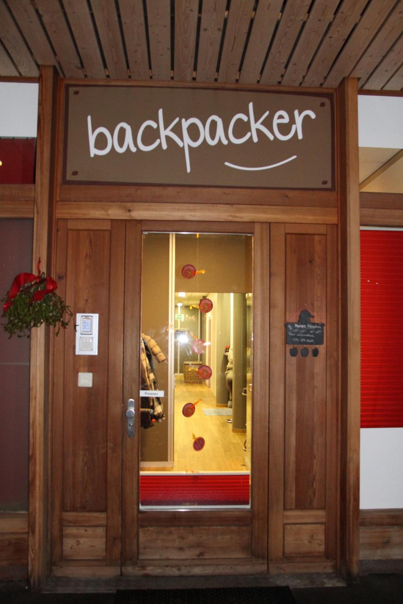 Backpacker Le Petit Baroudeur Hostel Champery Exterior photo